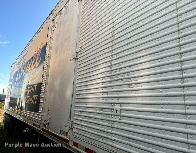 image for item EE7744 1972 Trailmobile A11A-ICAW dry van trailer