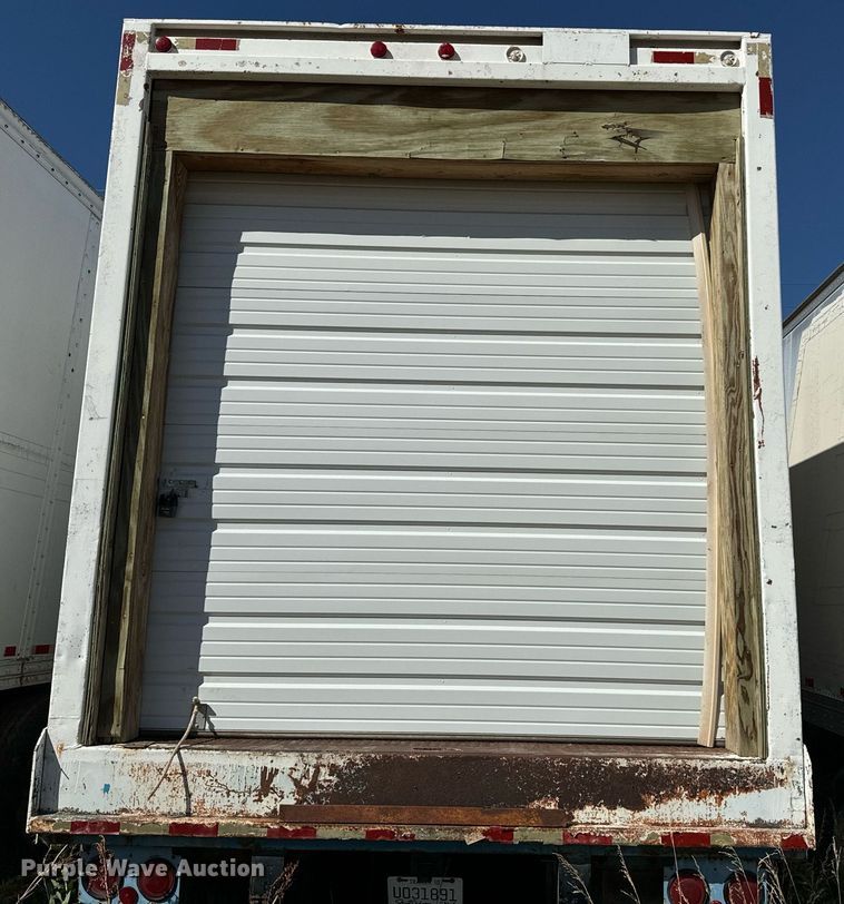 image for item EE7744 1972 Trailmobile A11A-ICAW dry van trailer