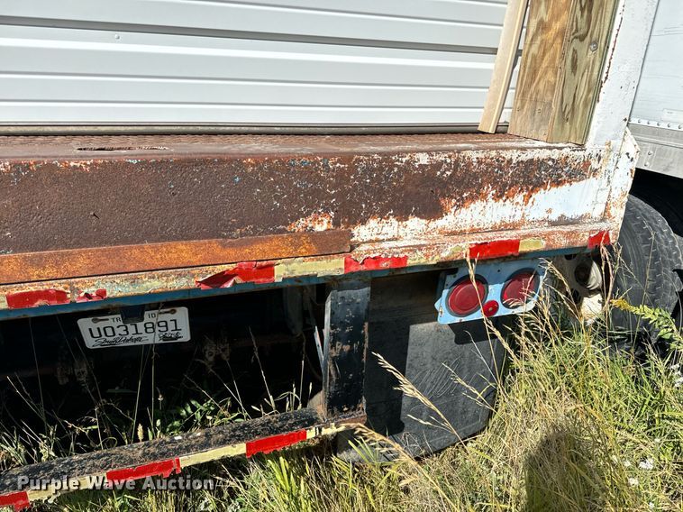 image for item EE7744 1972 Trailmobile A11A-ICAW dry van trailer