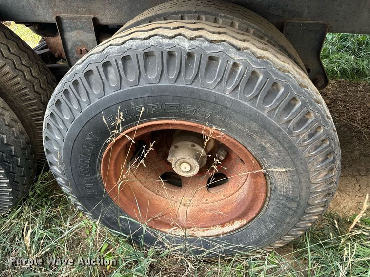 image for item EE7744 1972 Trailmobile A11A-ICAW dry van trailer