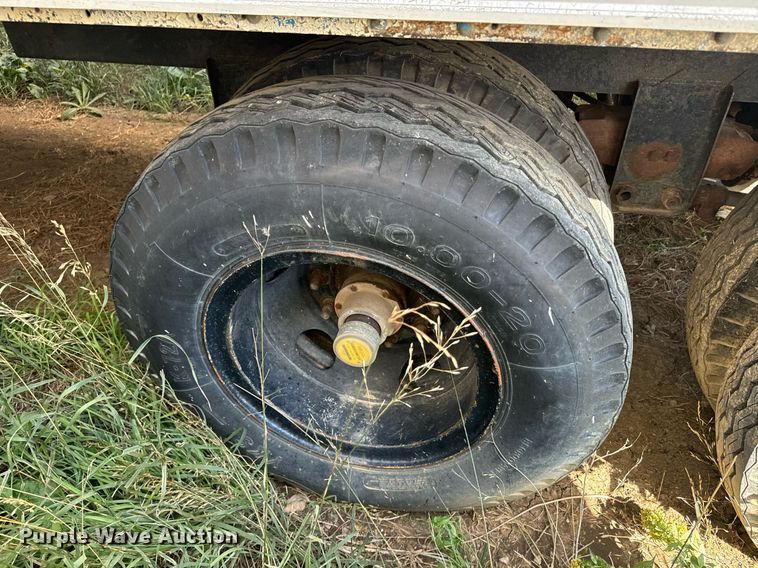 image for item EE7744 1972 Trailmobile A11A-ICAW dry van trailer