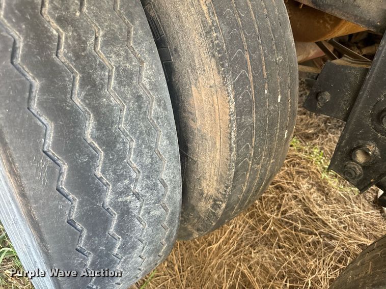 image for item EE7745 1996 Strick Corp 8x40 dry van trailer