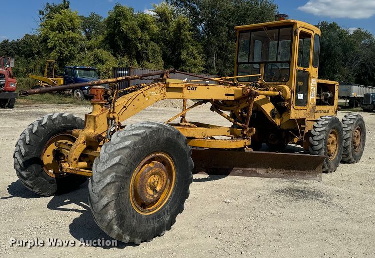 image for item EE7756 1967 Caterpillar 120 motor grader