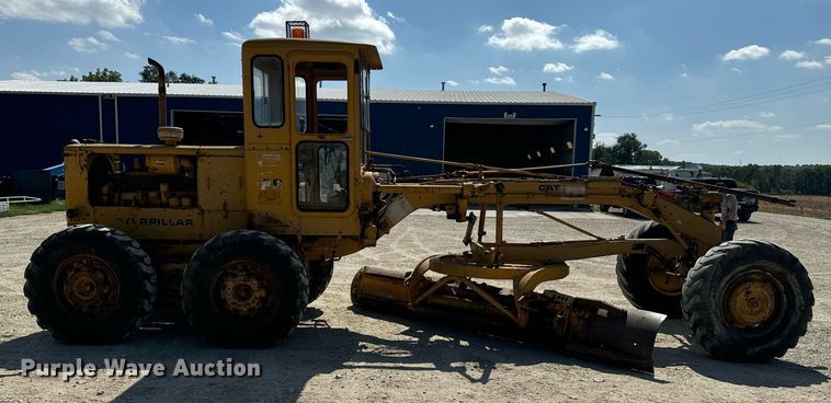 image for item EE7756 1967 Caterpillar 120 motor grader