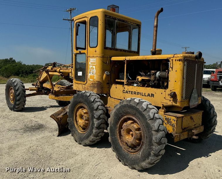 image for item EE7756 1967 Caterpillar 120 motor grader