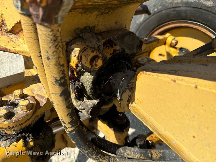 image for item EE7756 1967 Caterpillar 120 motor grader