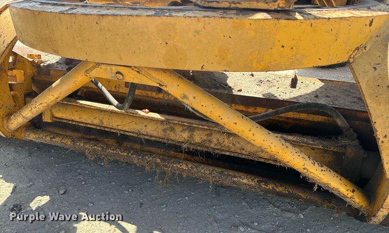 image for item EE7756 1967 Caterpillar 120 motor grader