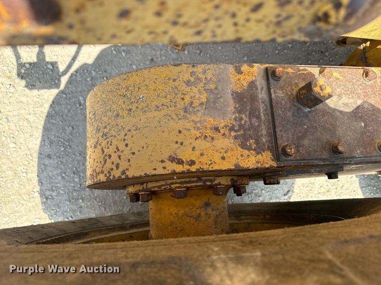 image for item EE7756 1967 Caterpillar 120 motor grader