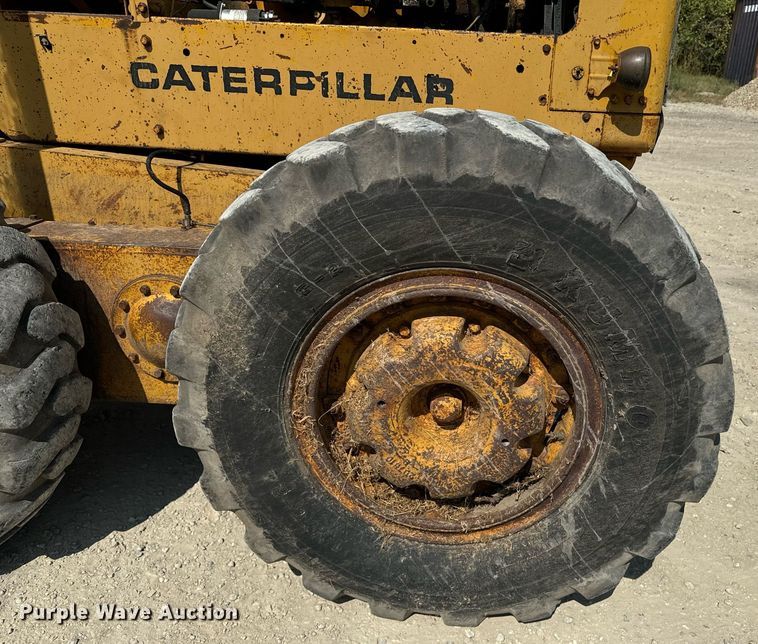 image for item EE7756 1967 Caterpillar 120 motor grader