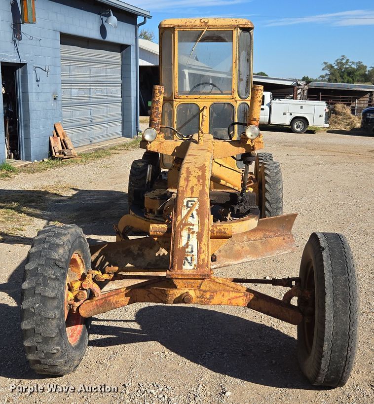 image for item EE7762 1953 Galion 503 rigid frame motor grader