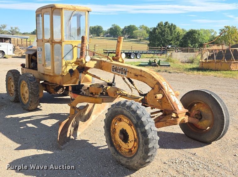 image for item EE7762 1953 Galion 503 rigid frame motor grader