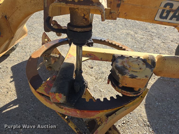 image for item EE7762 1953 Galion 503 rigid frame motor grader