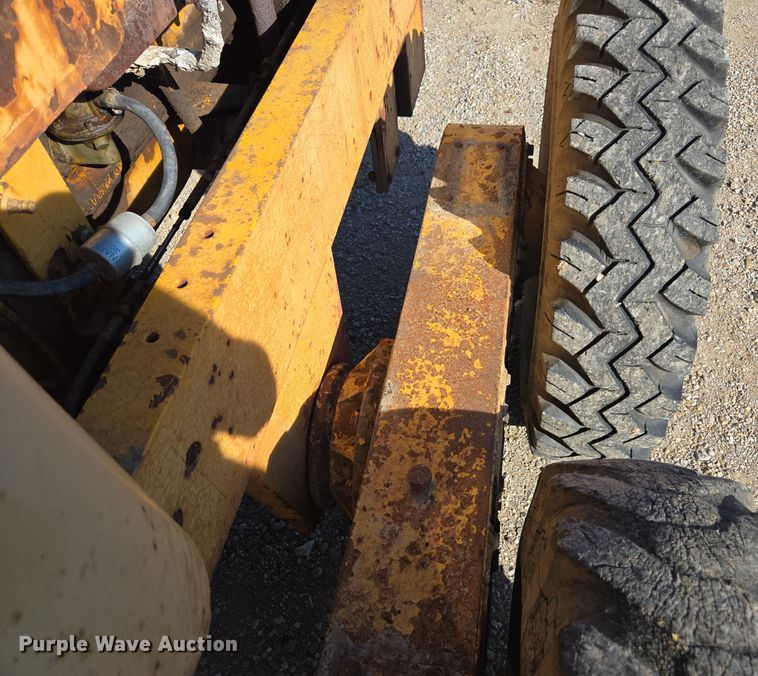 image for item EE7762 1953 Galion 503 rigid frame motor grader