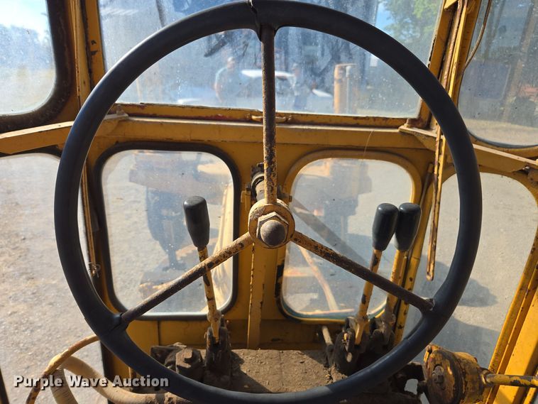 image for item EE7762 1953 Galion 503 rigid frame motor grader