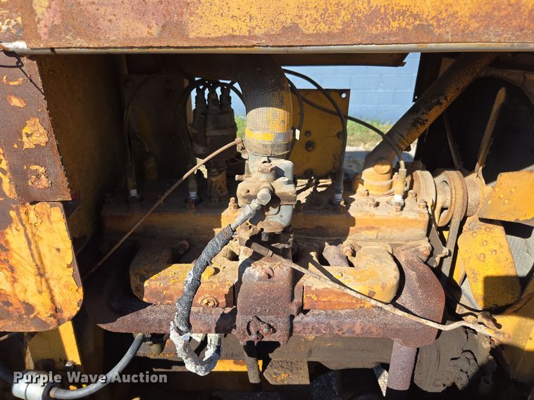 image for item EE7762 1953 Galion 503 rigid frame motor grader