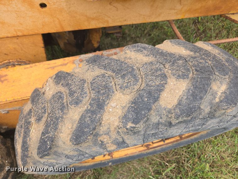 image for item EE7762 1953 Galion 503 rigid frame motor grader