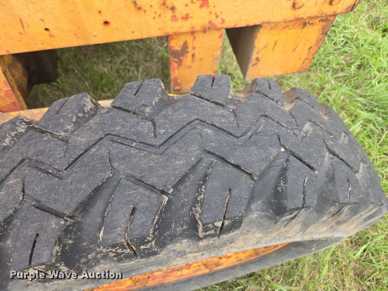 image for item EE7762 1953 Galion 503 rigid frame motor grader