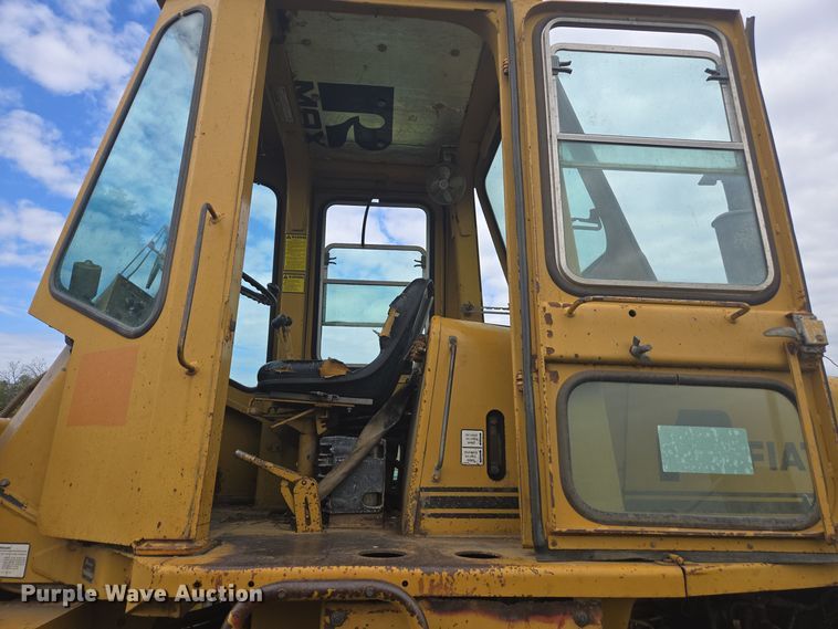 image for item EE7763 1981 Fiat-Allis 545B wheel loader