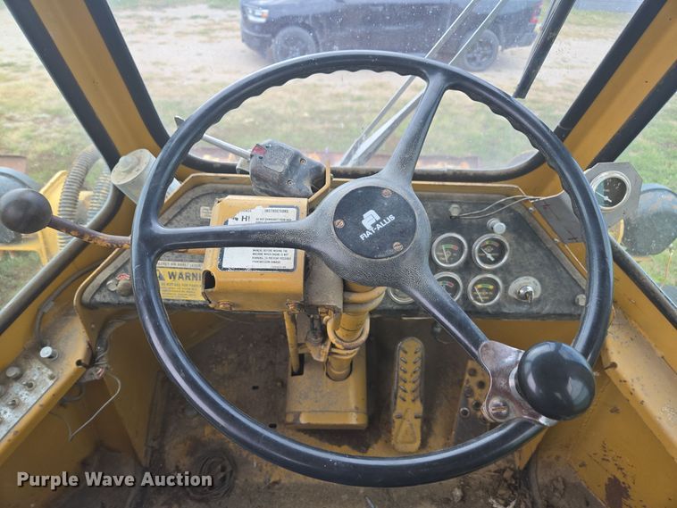 image for item EE7763 1981 Fiat-Allis 545B wheel loader