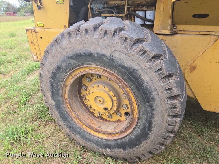 image for item EE7763 1981 Fiat-Allis 545B wheel loader
