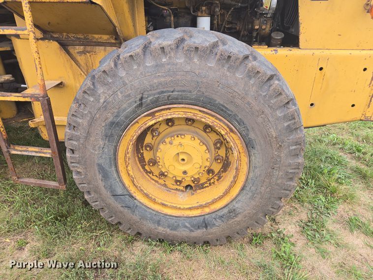 image for item EE7763 1981 Fiat-Allis 545B wheel loader