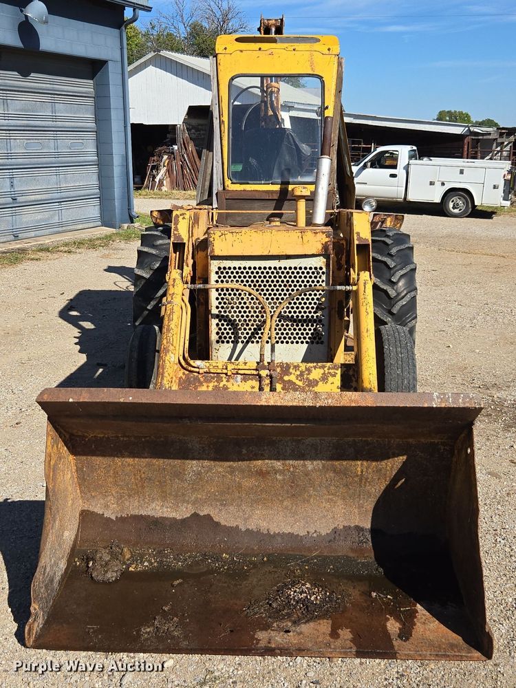 image for item EE7764 Oliver backhoe