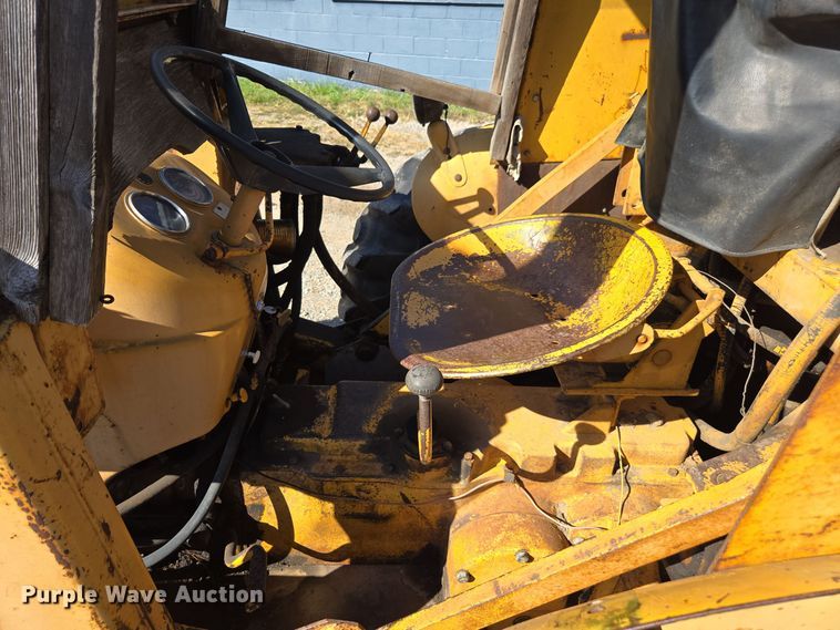 image for item EE7764 Oliver backhoe