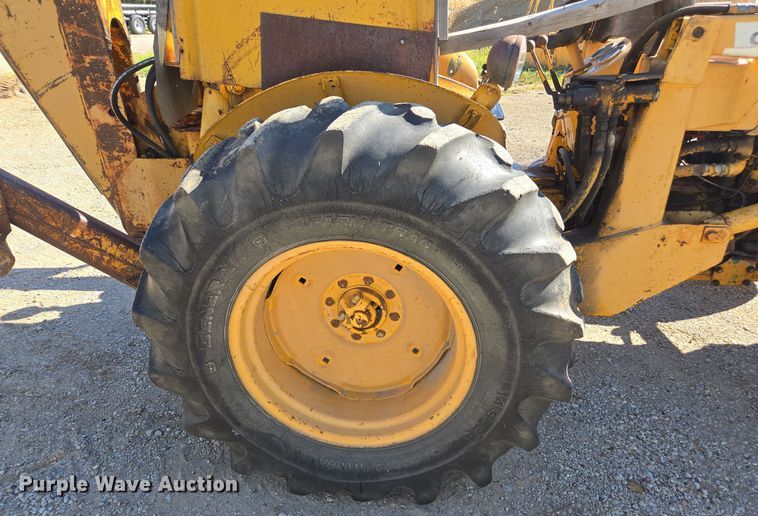 image for item EE7764 Oliver backhoe