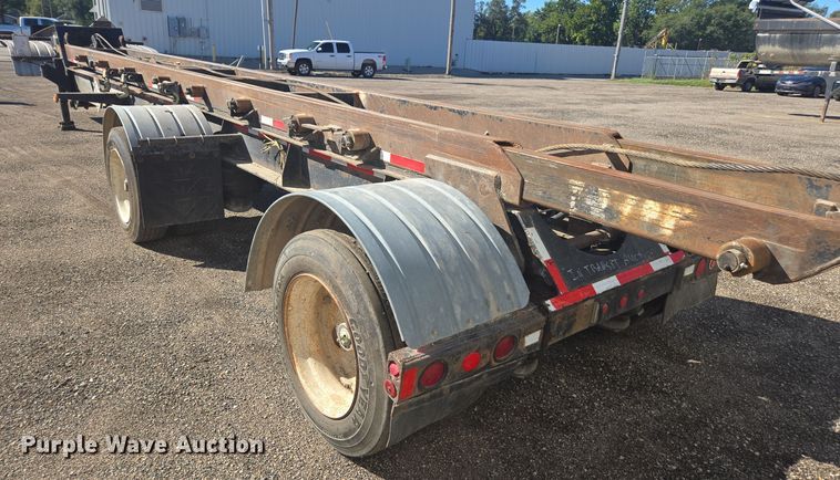 image for item EE7768 1994 Benlee TA60DD43 roll-off container trailer