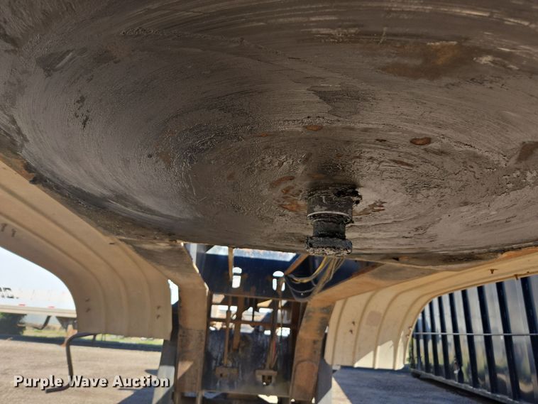 image for item EE7768 1994 Benlee TA60DD43 roll-off container trailer