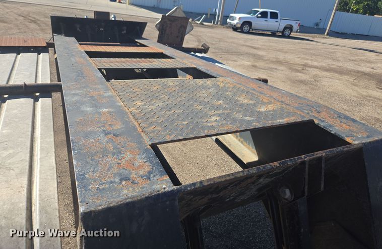 image for item EE7768 1994 Benlee TA60DD43 roll-off container trailer