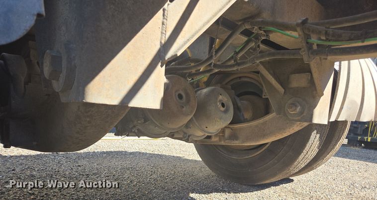 image for item EE7768 1994 Benlee TA60DD43 roll-off container trailer