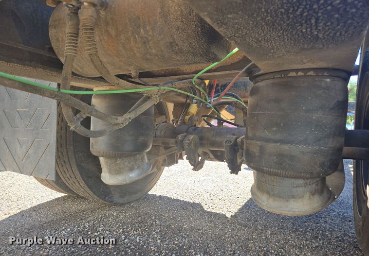 image for item EE7768 1994 Benlee TA60DD43 roll-off container trailer