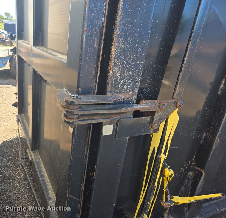 image for item EE7769 Counts Container  Roll-off container