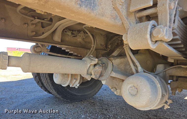 image for item EE7771 2006 International 7300 refuse truck