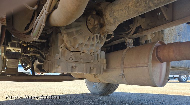 image for item EE7771 2006 International 7300 refuse truck