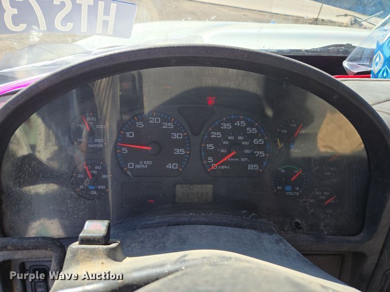 image for item EE7771 2006 International 7300 refuse truck