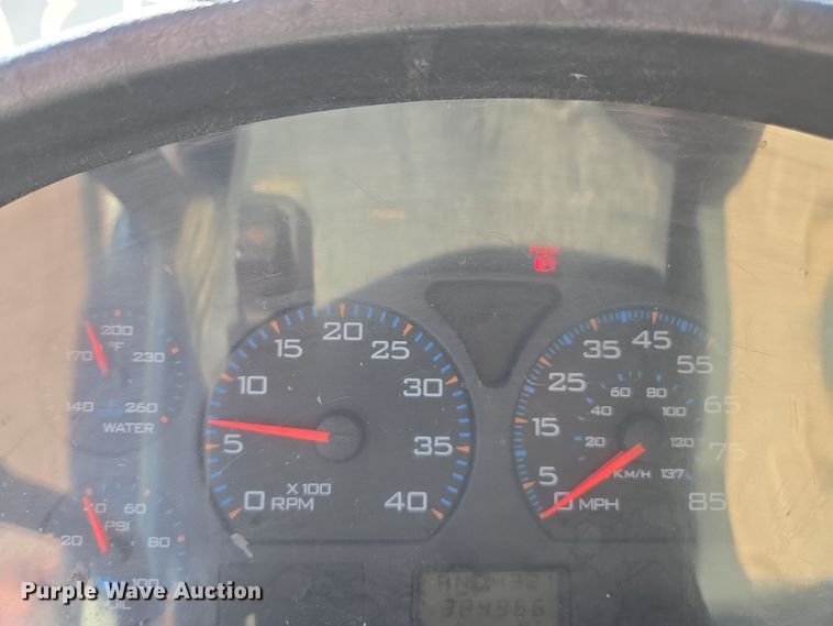 image for item EE7771 2006 International 7300 refuse truck