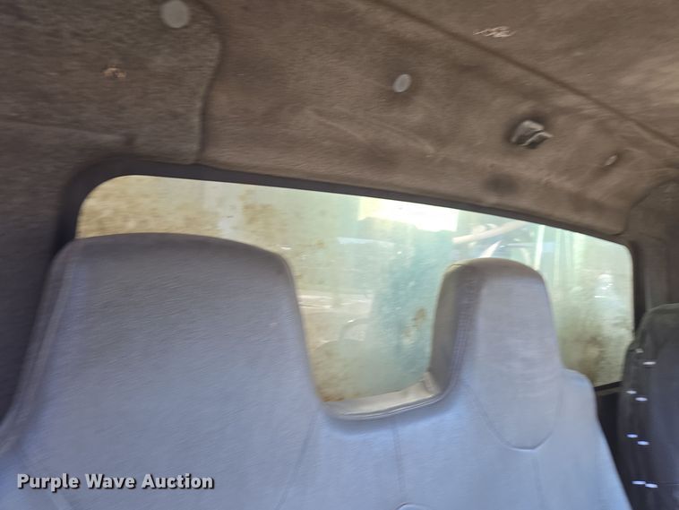 image for item EE7771 2006 International 7300 refuse truck