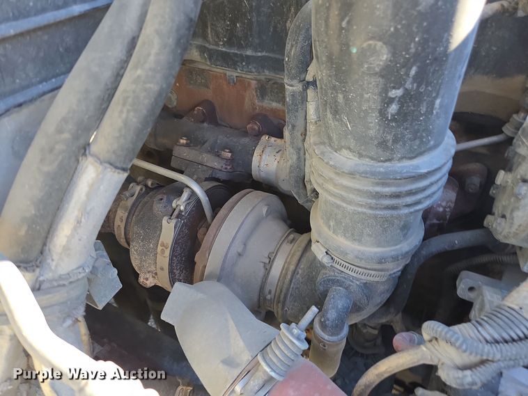 image for item EE7772 2010 International 7300 refuse truck