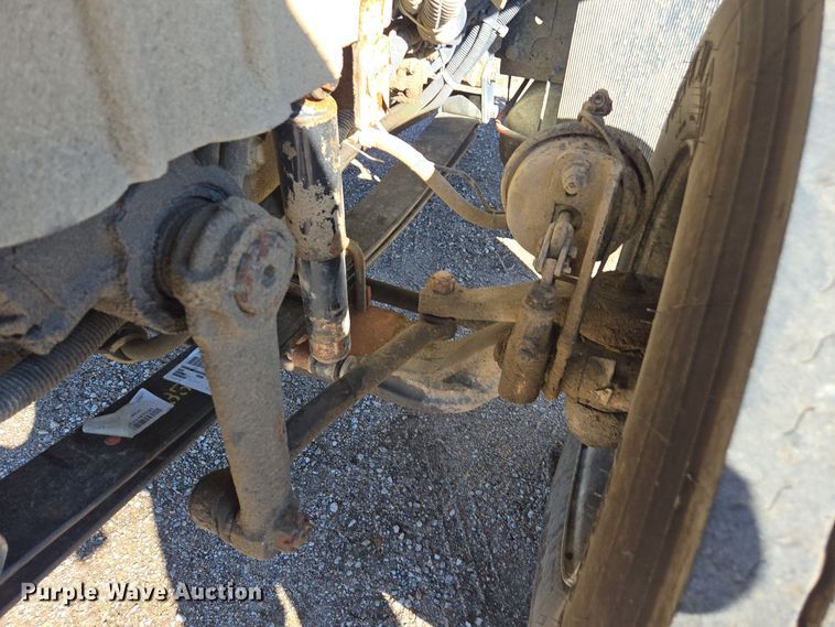 image for item EE7772 2010 International 7300 refuse truck