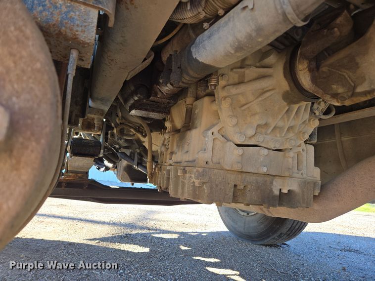 image for item EE7772 2010 International 7300 refuse truck