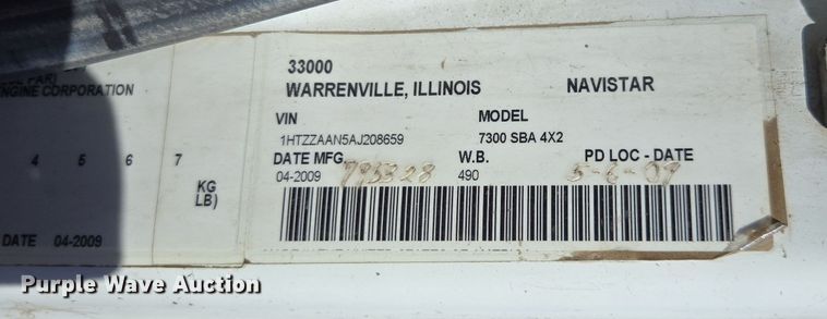 image for item EE7772 2010 International 7300 refuse truck