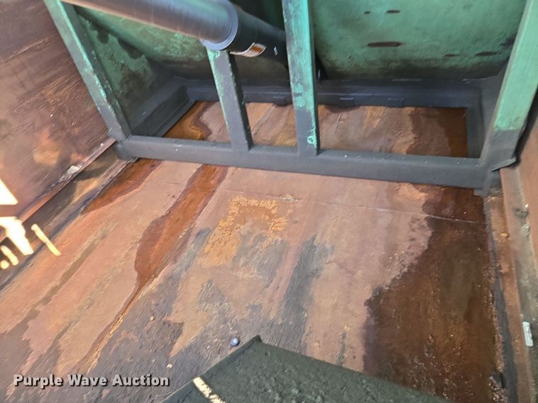 image for item EE7773 2007 International 7300 refuse truck