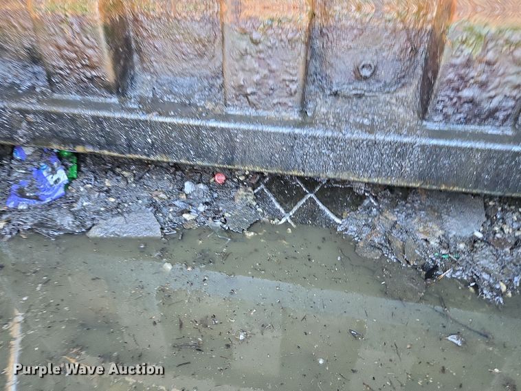 image for item EE7773 2007 International 7300 refuse truck