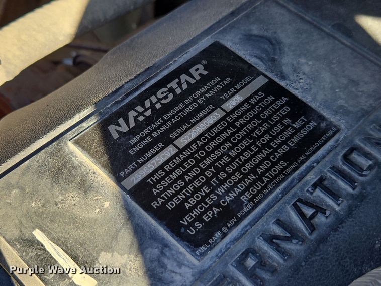 image for item EE7773 2007 International 7300 refuse truck