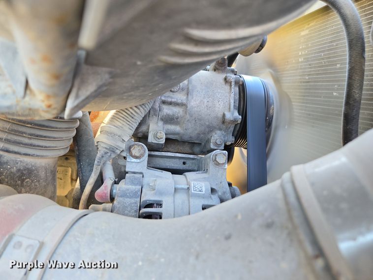 image for item EE7773 2007 International 7300 refuse truck