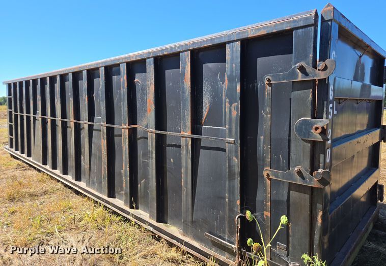 image for item EE7776 Roll-off container 