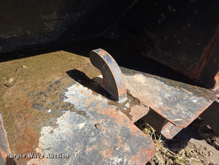 image for item EE7776 Roll-off container 