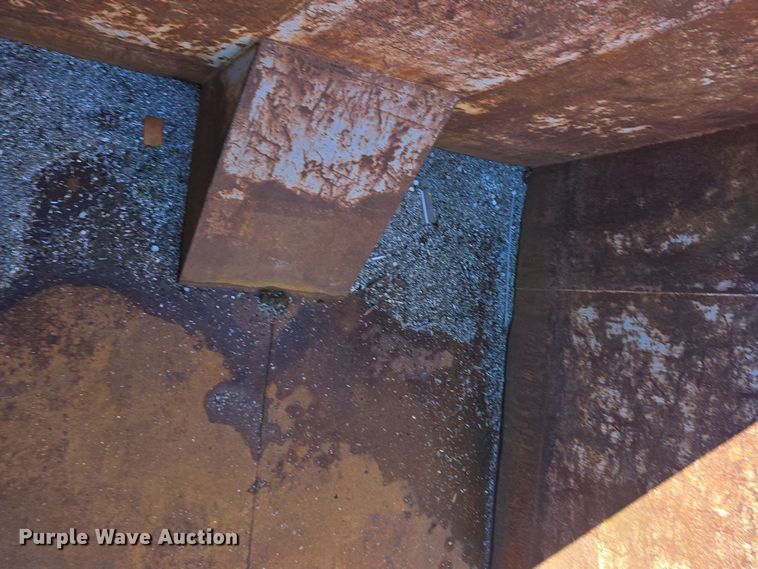 image for item EE7776 Roll-off container 